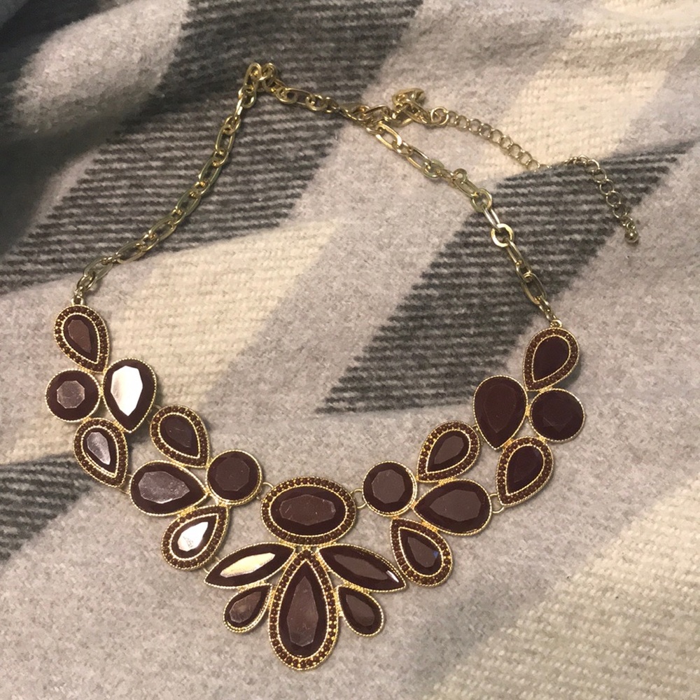 Statement necklace